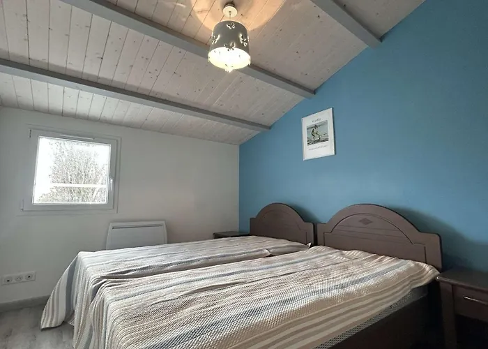 Ba000-17f 4 Pieces - 6 Couchages Barbatre * Barbâtre